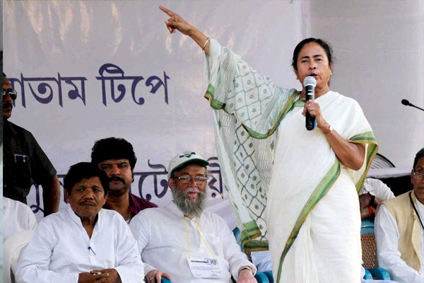 Ultimately mamata banerjee bows to ec