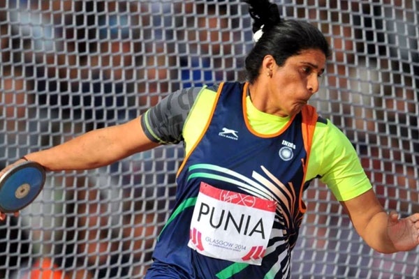 Seema punia won gold medal in discuss throw game asian games 2014