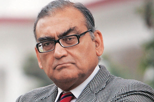 Justice markandey katju described mahatma gandhi as a british agent