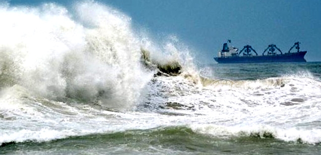 Lehar cyclone to hit ap coast on nov 28