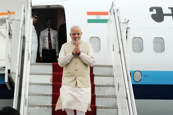 Pm narendra modi left to us on five day visit