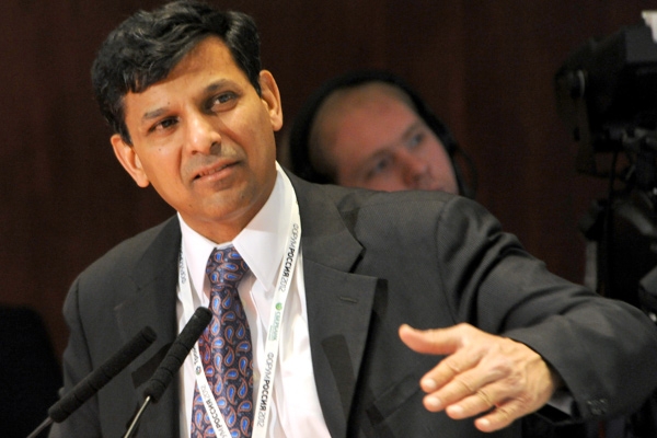 Rbi governor raghuram rajan favours punishing black money holders