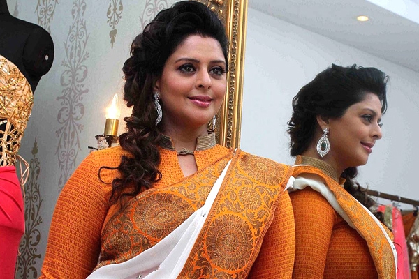 Nagma comments hindu muslim religions on bjp