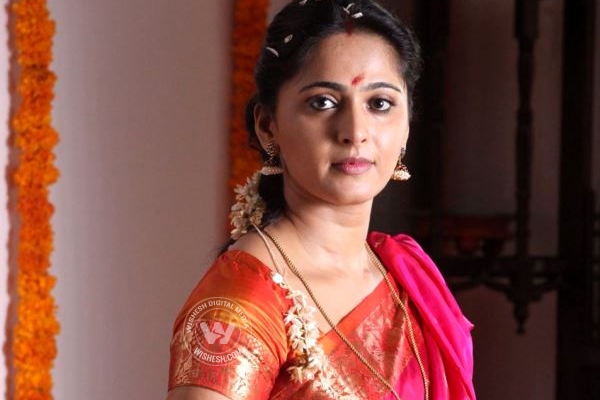 Anushka rudramadevi movie highlight fights scenes